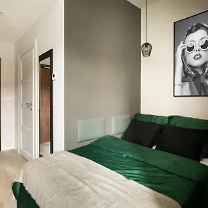 Hotel apartamentowy Milestone Center Urban Living